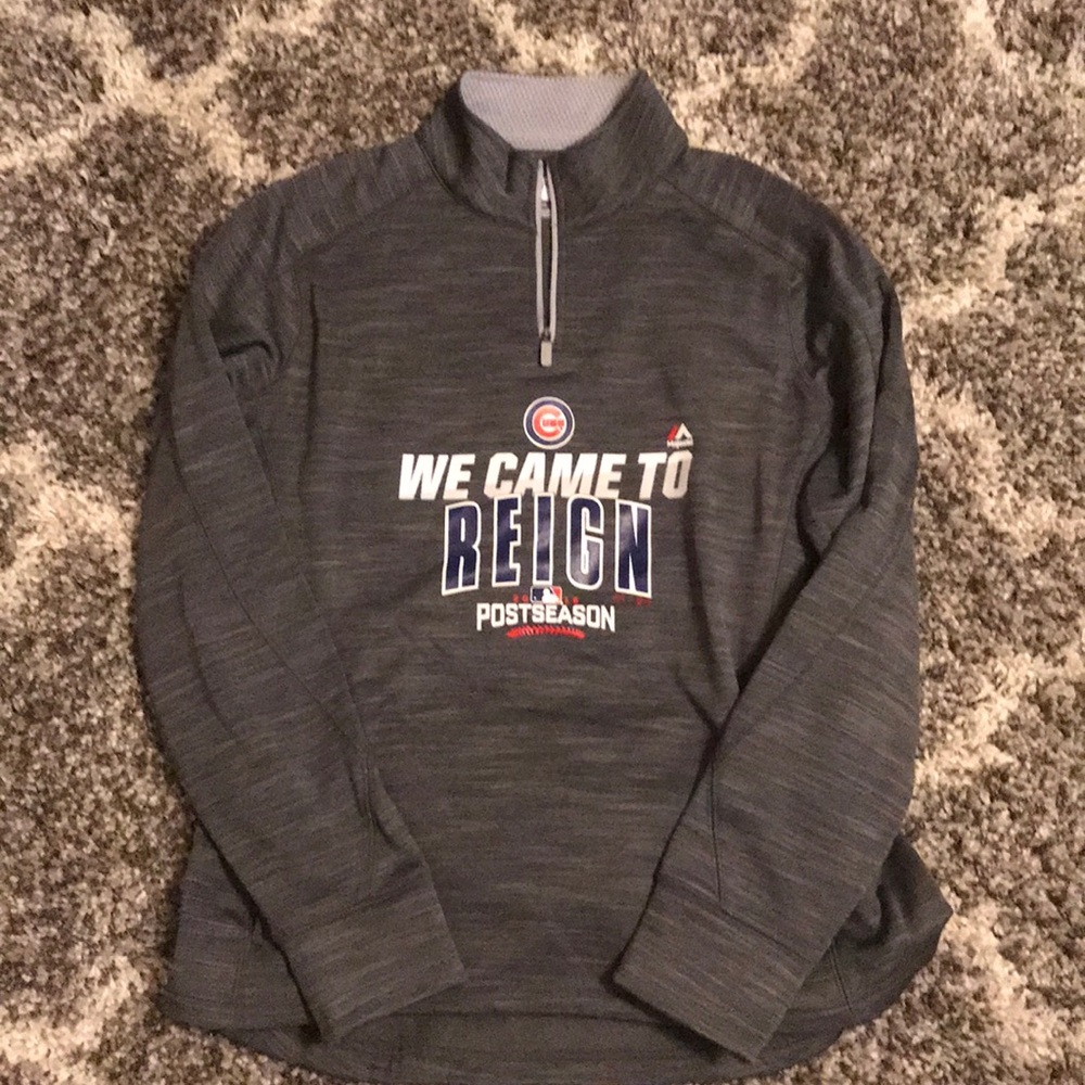 Cubs post season sweater, Majestic brand